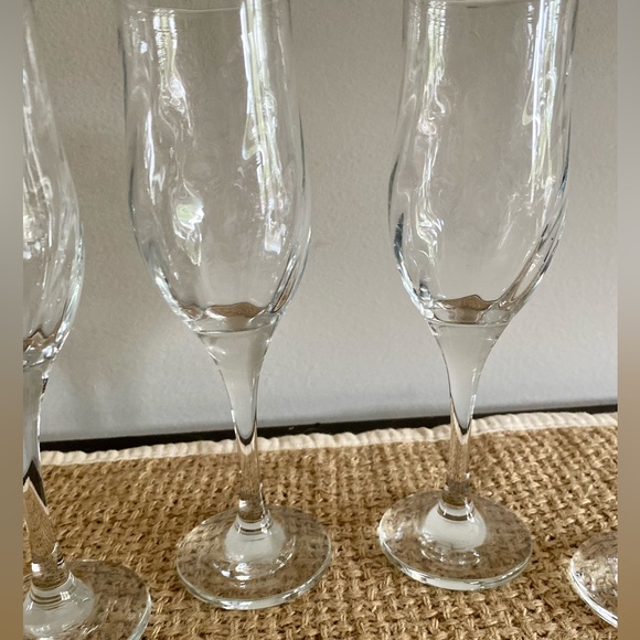 GORGEOUS SET OF 4 VINTAGE EUROPEAN OPTIC CRYSTAL CHAMPAGNE FLUTE GLASSES - Picture 4 of 14